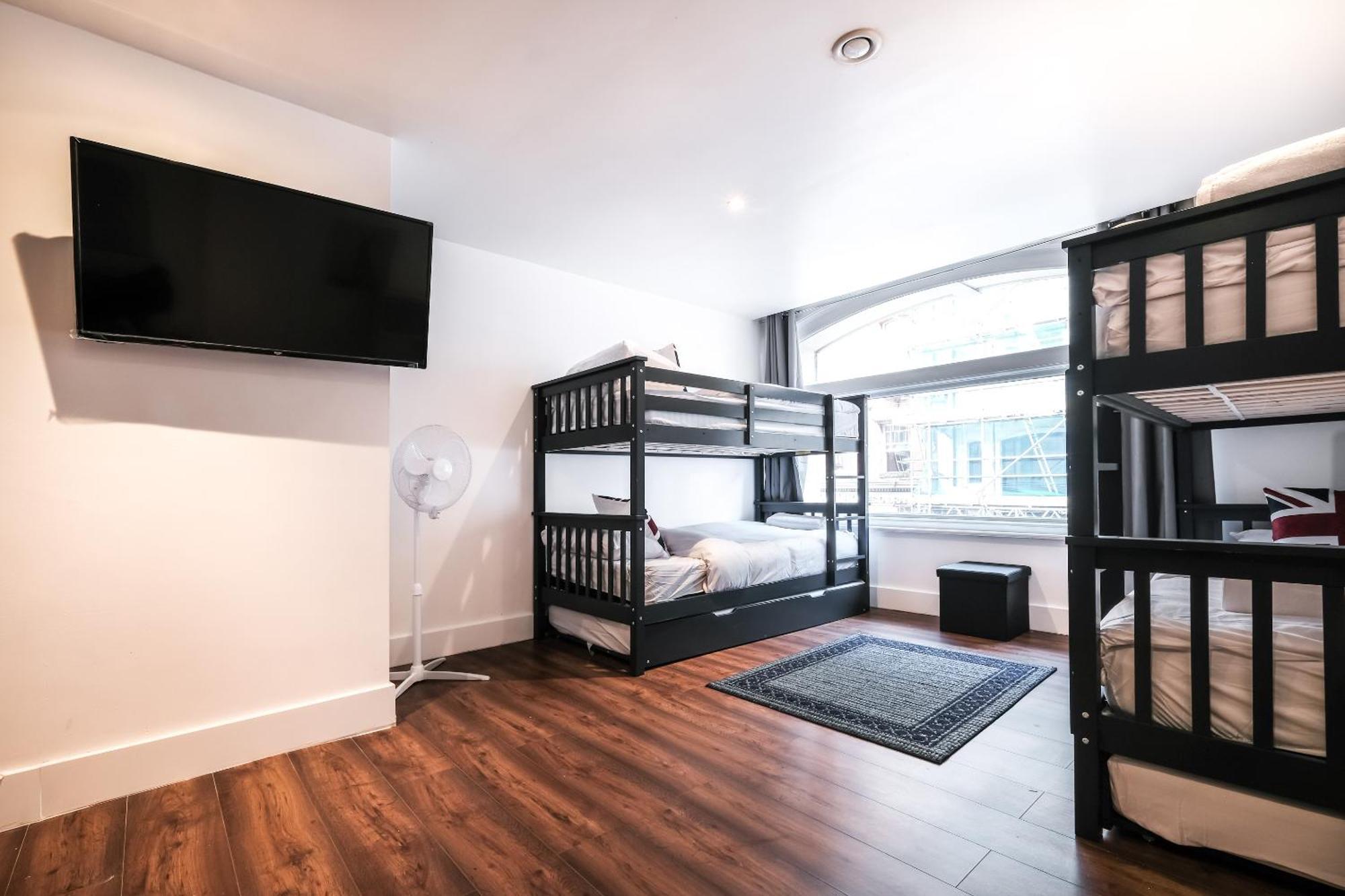 Spacious Apartment In Piccadilly Sleep 6 Vrb 런던 외부 사진