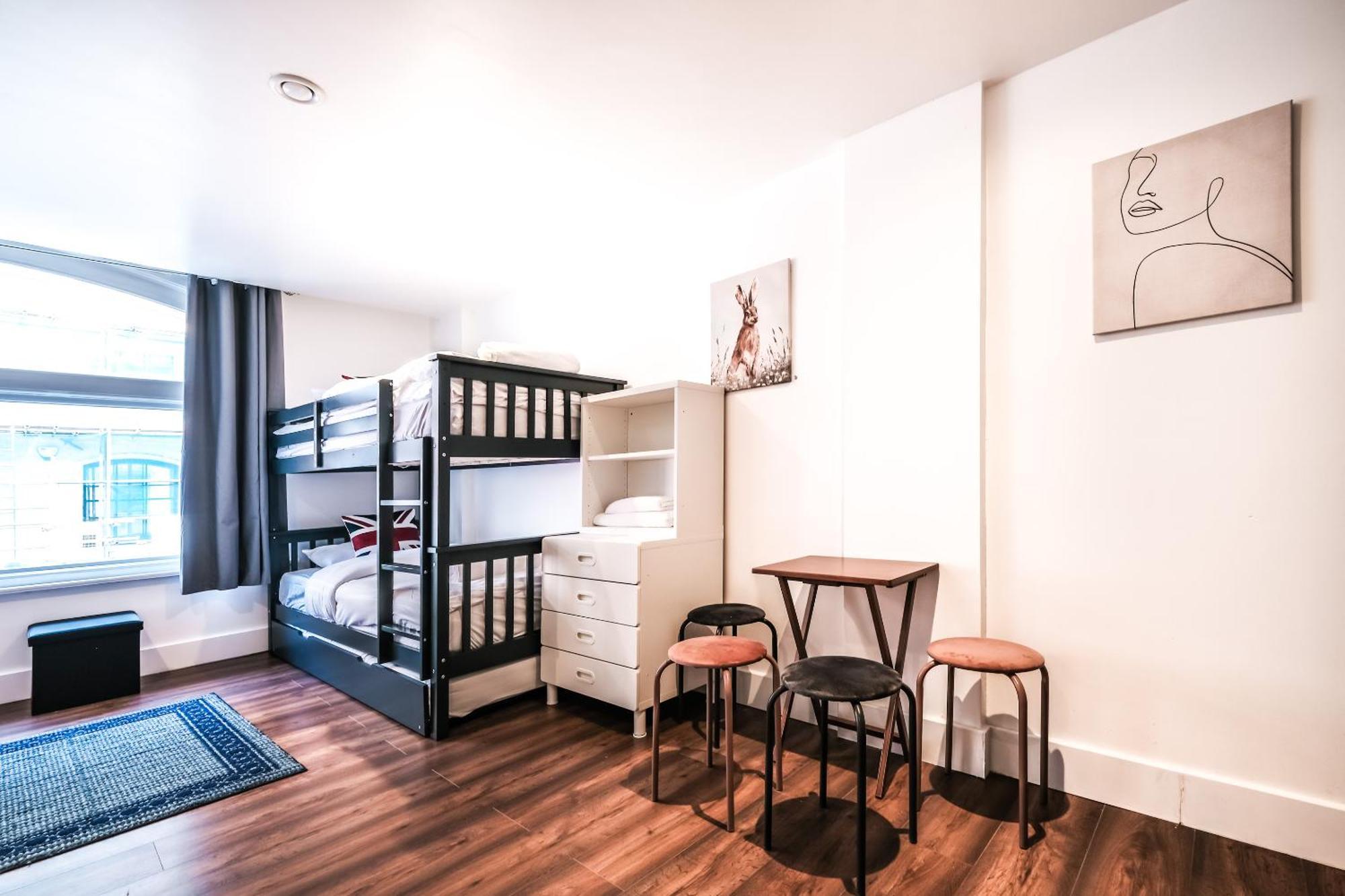 Spacious Apartment In Piccadilly Sleep 6 Vrb 런던 외부 사진